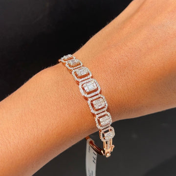 Regal Radiance Baguette Diamond Bracelet
