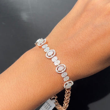 Celestia Halo Diamond Bracelet