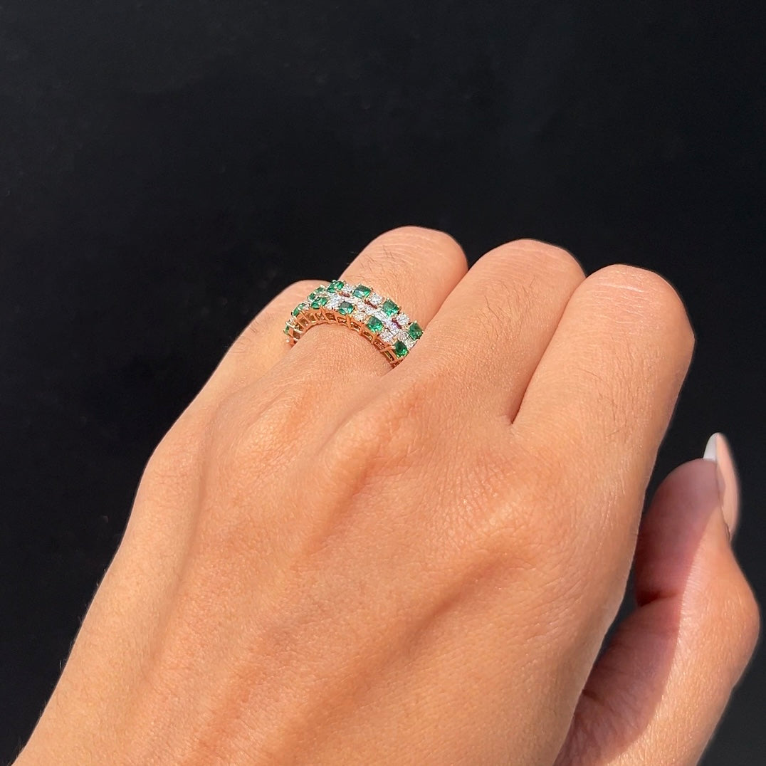 Emerald Radiance Diamond Band Ring