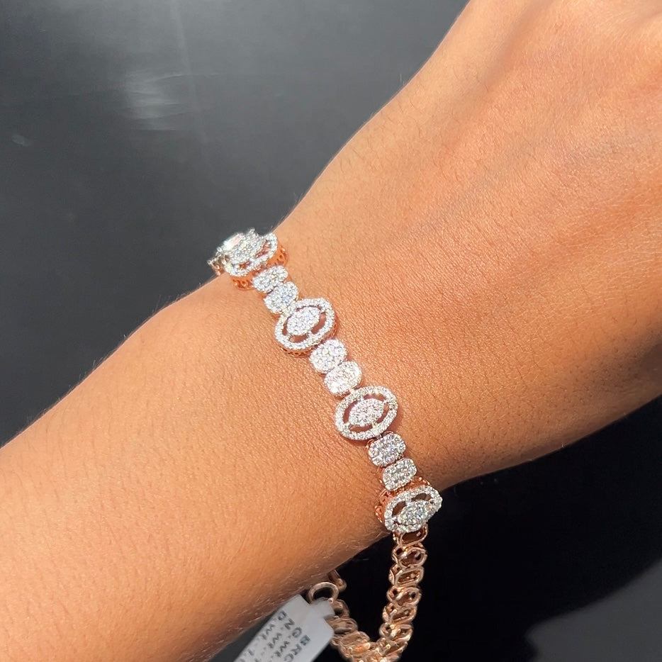 Celestia Halo Diamond Bracelet