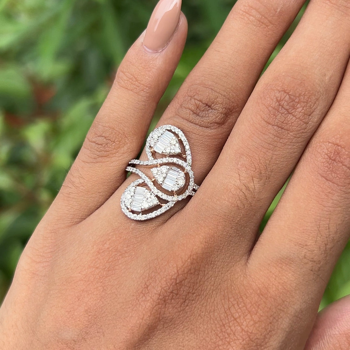 Diamond Cascade Ring Cascade Swirl Diamond Ring