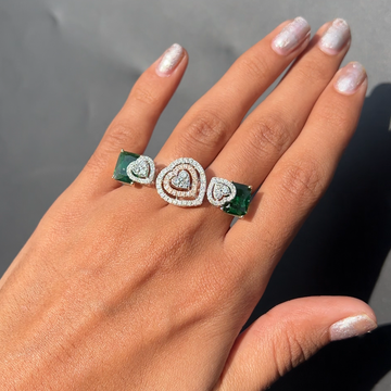 Emerald Heartline Double Finger Diamond Ring