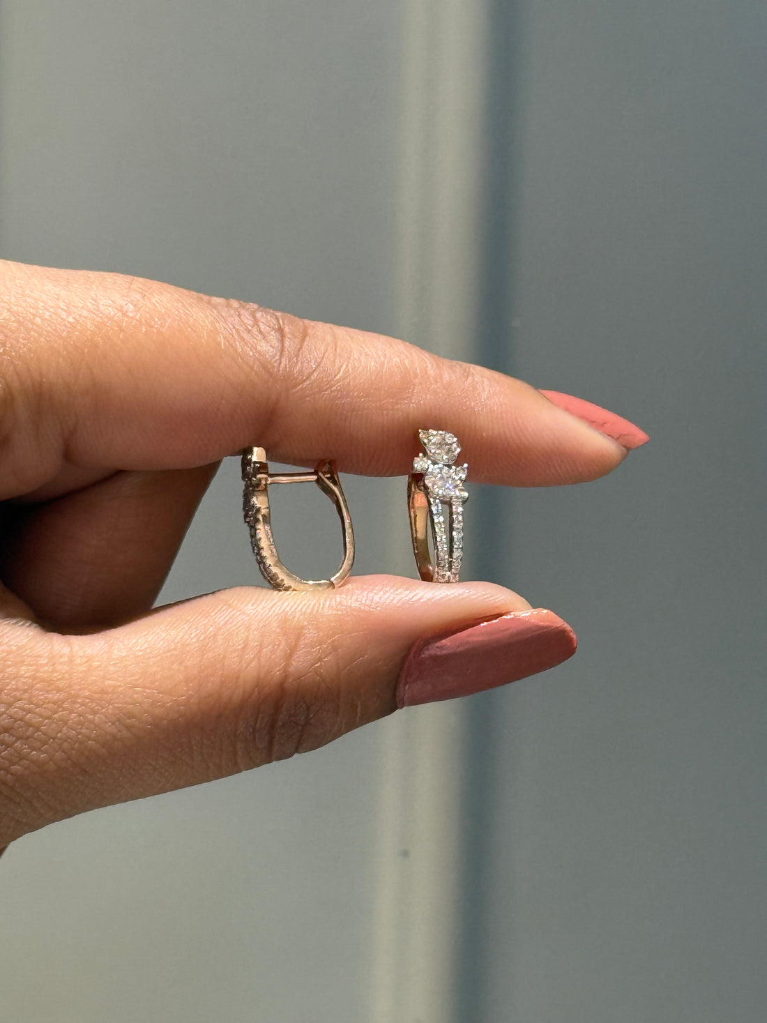 Dewdrop Glint Diamond Huggies Earrings