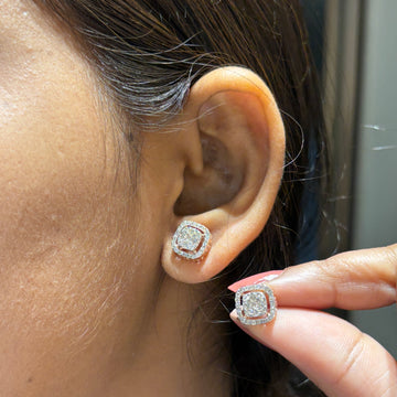 EdgeGlow Diamond Stud Earrings