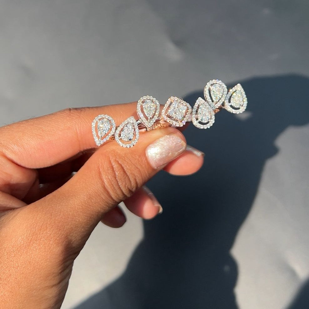 Celestia Double Finger Diamond Ring