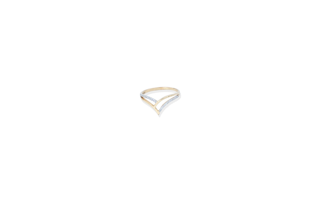 Aurora Gleam Diamond Ring