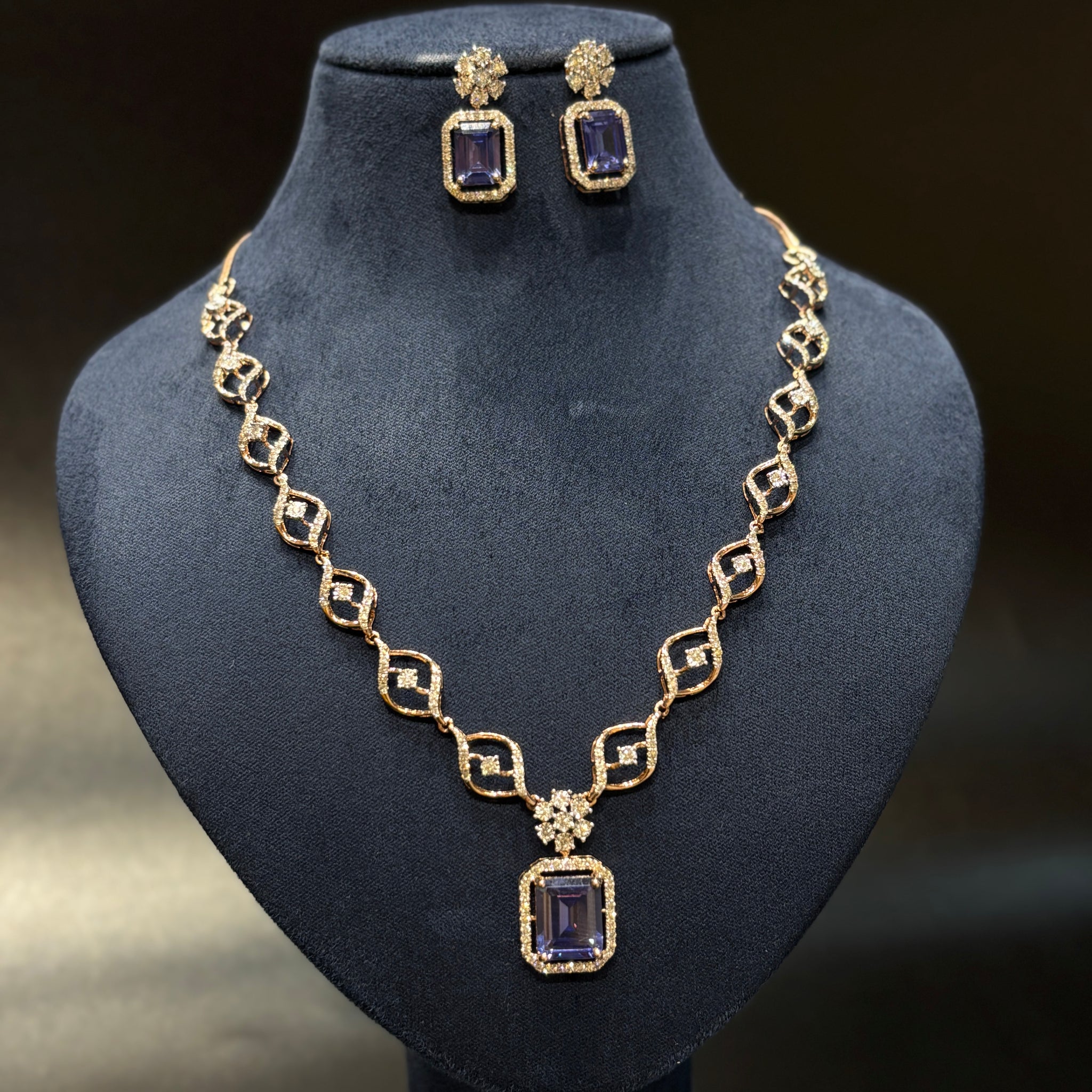 Majestic Violet Spark Diamond Necklace Set